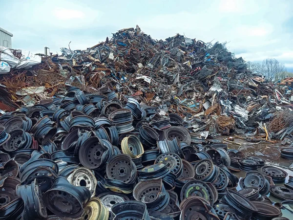 Scrap Metal Prepared Shipment Sea Transport Processing Car Rims Shipment — Stock Photo, Image