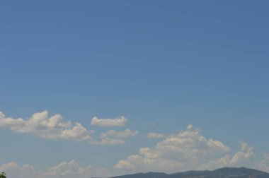 Gökyüzü ve bulutlar. Gökyüzü ve bulutlar tropikal manzara. Gökyüzü berrak güzellik yaz günü