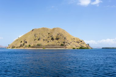 Tekne görünümünden Komodo Adası 