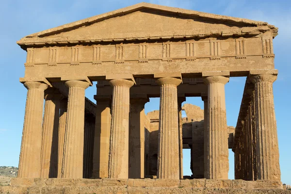 Ruinas griegas del templo — Foto de Stock