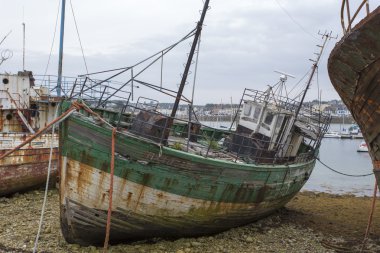 Camaret-Sur-Mer şehrindeki batık görünümünü