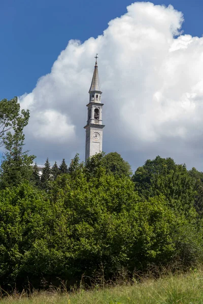 Roana Itálie Července 2020 Pohled Zvonici Kostela Roaně Itálie — Stock fotografie