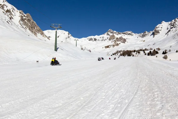 Tonale Italia Febrero 2021 Pistas Esquí Durante Covid Utilizadas Para — Foto de Stock