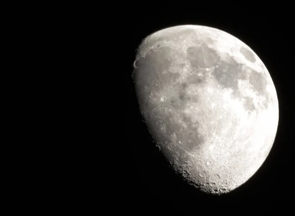 Uma Foto Lua Durante Primavera Cidade Itália — Fotografia de Stock