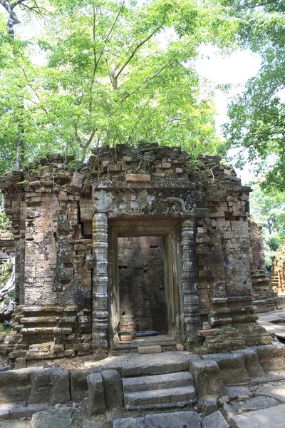 Temple Ruins Near Angkor Wat In Cambodia — Stock Photo, Image
