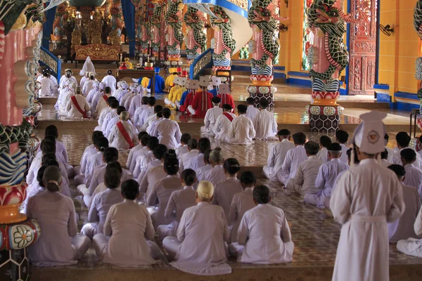 ho chi minh city, vietnam caodai Tapınağı