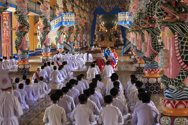 Templo de Caodai perto de Ho Chi Minh City, Vietnã — Fotografia de Stock