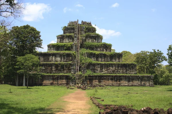 Populární je Angkor chrámy, Kambodža — Stock fotografie