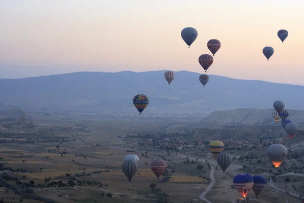 Lot balonem na gorące powietrze, Cappadocia — Zdjęcie stockowe