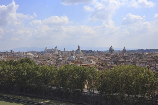 Paesaggio urbano di Roma, Italia — Foto Stock