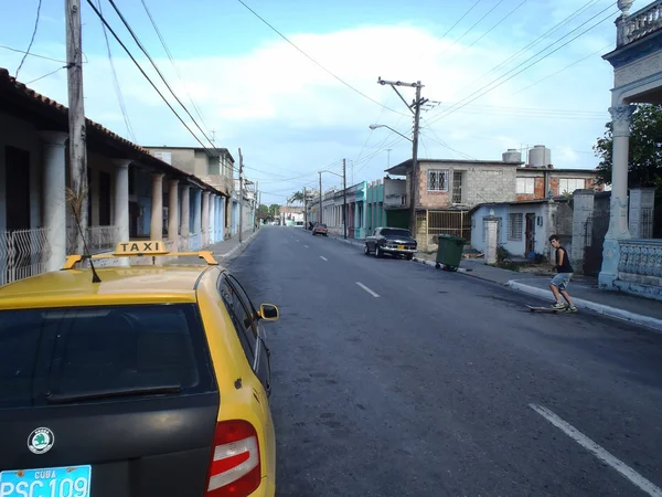 La vita quotidiana per le strade dell'Avana Centro — Foto Stock