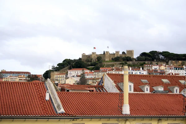Лисбон, Португалия, вид на замок Сао Жорж — стоковое фото