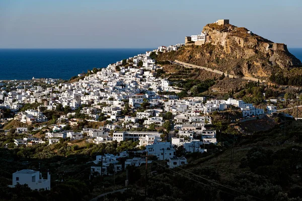 Vzdálený Pohled Město Skyros Nebo Choru Hlavní Město Ostrova Skyros — Stock fotografie