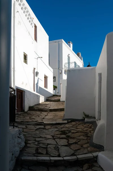 Edificios Estrecha Calle Arquitectura Tradicional Isla Skyros Grecia —  Fotos de Stock