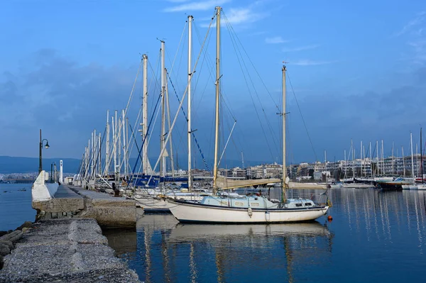 Vários Navios Barcos Uma Marina Salónica Grécia — Fotografia de Stock
