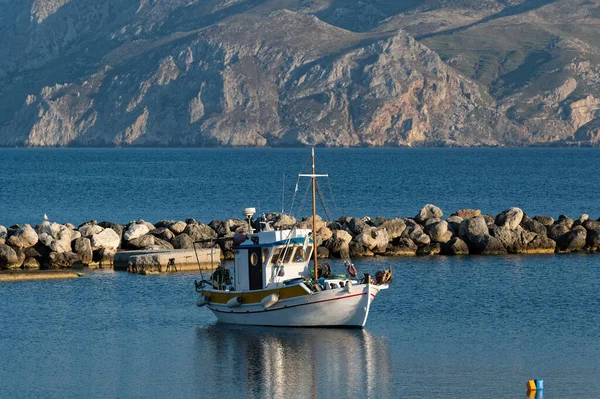 Bateau Pêche Traditionnel Bois Dans Petit Port Île Skyros Grèce — Photo