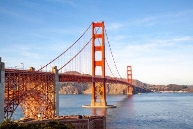 Golden Gate Köprüsü 'nün ünlü manzarası. San Francisco, California, ABD