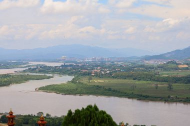 Mekong Nehri 'nin manzarası Tayland' da güzel bir doğa nehridir.