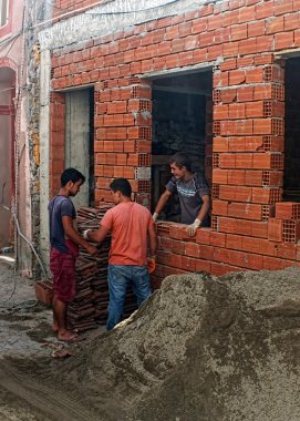 İşçilerin bir inşaat yan çalışma