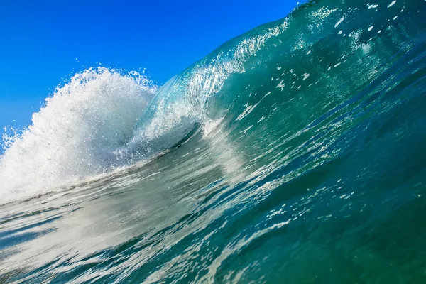 Bela onda de quebra do oceano — Fotografia de Stock