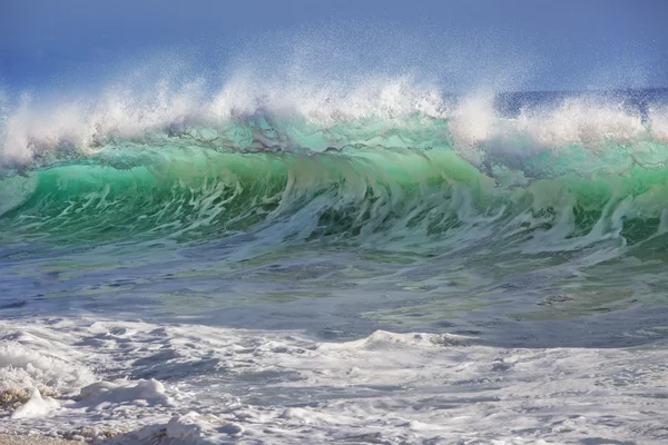 Όμορφο ωκεανό θραύσης των κυματισμών — Φωτογραφία Αρχείου