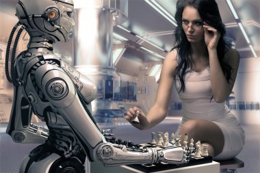 Robot ile kadın oynarken satranç
