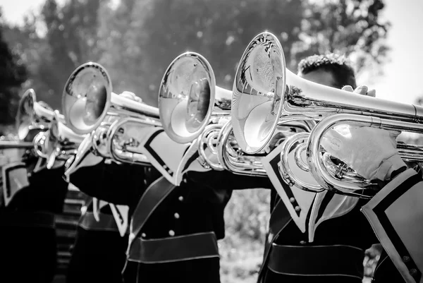 Varios instrumentos y detalles de una banda de música de banda de viento — Foto de Stock