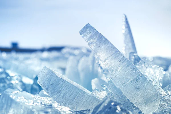 Faixa Gelo Quebrando Contra Costa Com Gelo Marinho Durante Inverno — Fotografia de Stock