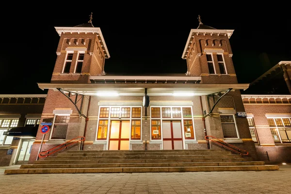 Noche Fotos de la ciudad histórica Kampen, Overijssel, Nether — Foto de Stock