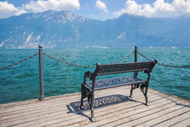 Garda Gölü Lago di Garda, İtalya üzerinde göster