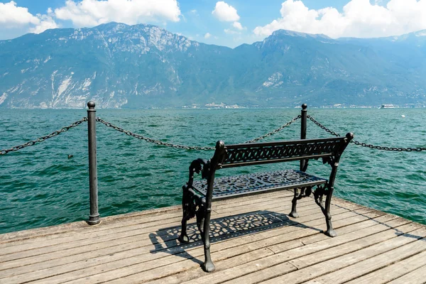 查看上加尔达湖 Lago di Garda，意大利 — 图库照片