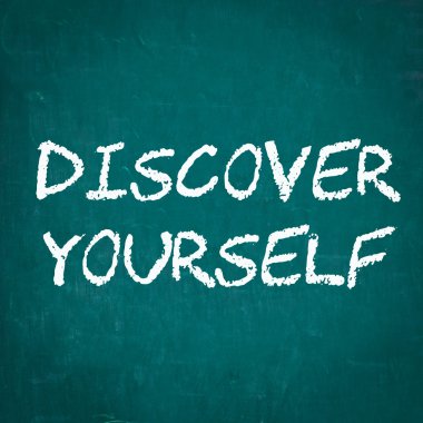 Keşfetmek kendiniz kara tahta yazılı