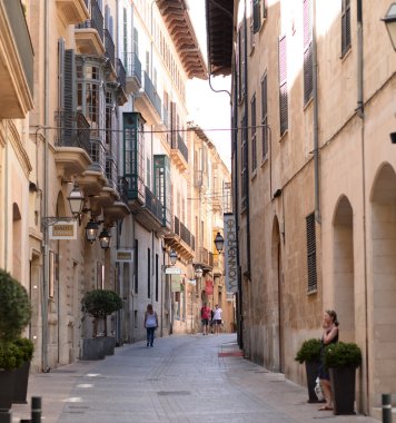 Palma De Mallorca, Mallorca 30 Temmuz 2015: str üzerinde yürüyen insanlar