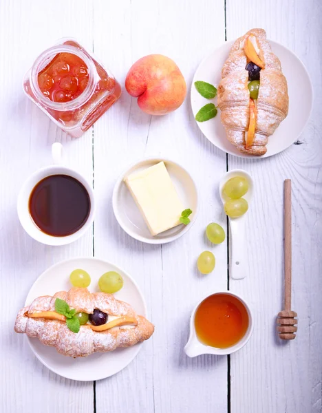 Fresh breakfast on white background — Stock Photo, Image