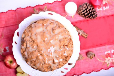 Apple ile taze Noel kek