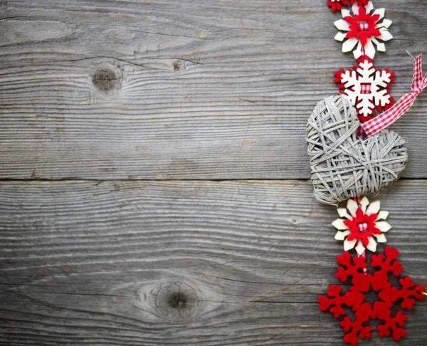 Adorno de Navidad sobre fondo de madera — Foto de Stock