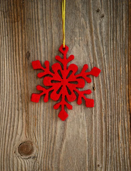 Ornamento di Natale su sfondo di legno — Foto Stock