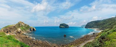 Biscay Körfezi 'nde Gustelugache Panoraması