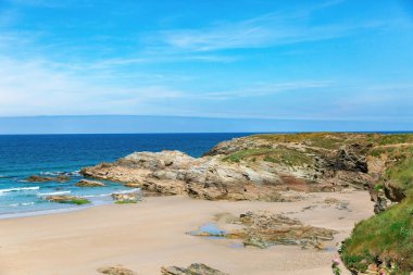 İspanya 'da Biscay Körfezi' ndeki plaj katedralleri.