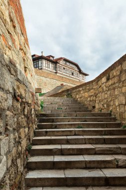 Sırbistan 'ın başkenti Belgrad' daki Kalemegdan kalesindeki merdiven ve kale harabeleri