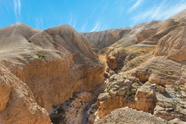 İsrail 'de şafak vakti OG nehir yatağının kanyonu