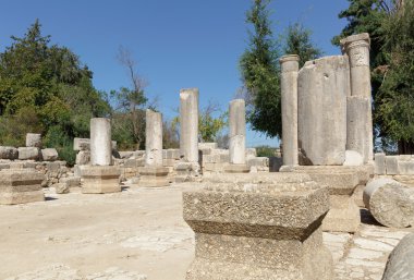 Eski sinagog kalıntıları
