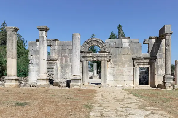 Las ruinas de la antigua sinagoga Imagen de archivo