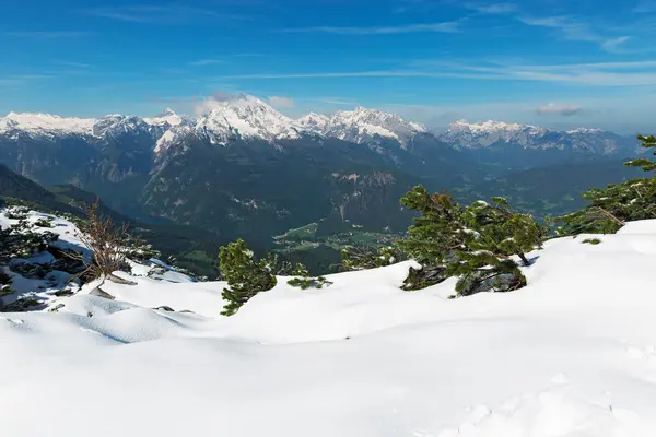 Landscape with mountains — Stock Photo, Image