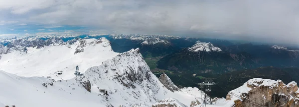 Utsikt från toppen av Zugspitze — Stockfoto