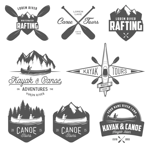 Conjunto de emblemas de kayak y canoa, insignias y elementos de diseño — Vector de stock