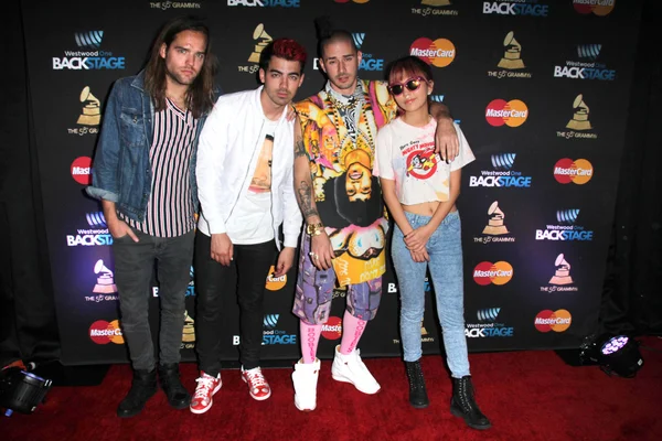 DNCE - pop-rock band — Stock Photo, Image