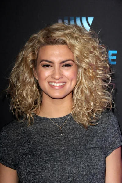 Tori Kelly - actress — Stok fotoğraf