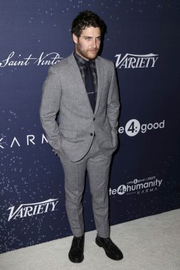 Adam Pally - aktör