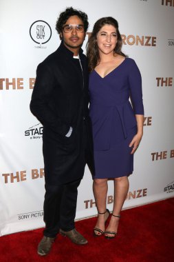 Kunal Nayyar, Mayim Bialik